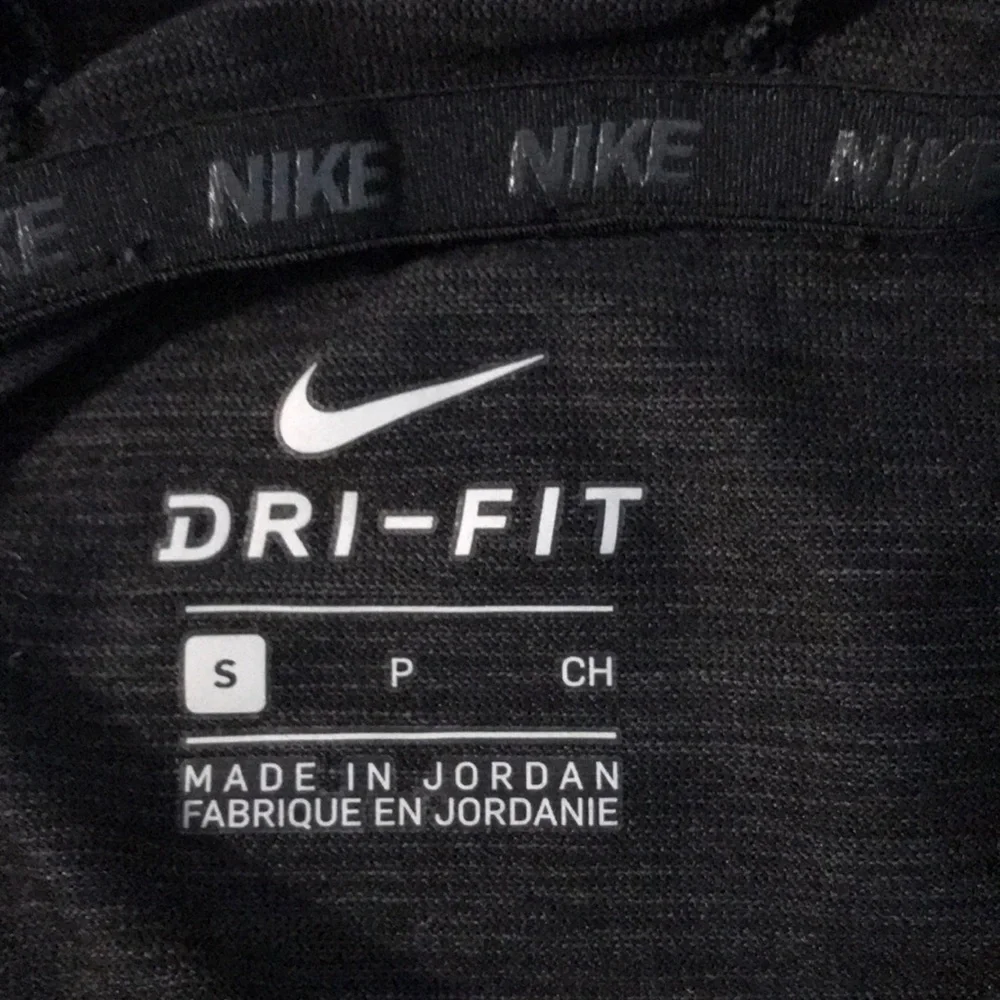 Nike Boy’s Lightweight Pullover Hoodie